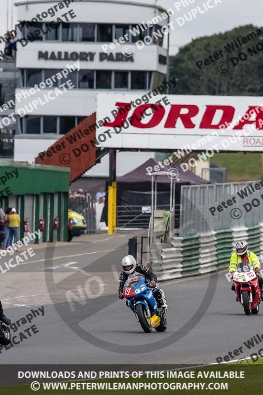 Vintage motorcycle club;eventdigitalimages;mallory park;mallory park trackday photographs;no limits trackdays;peter wileman photography;trackday digital images;trackday photos;vmcc festival 1000 bikes photographs